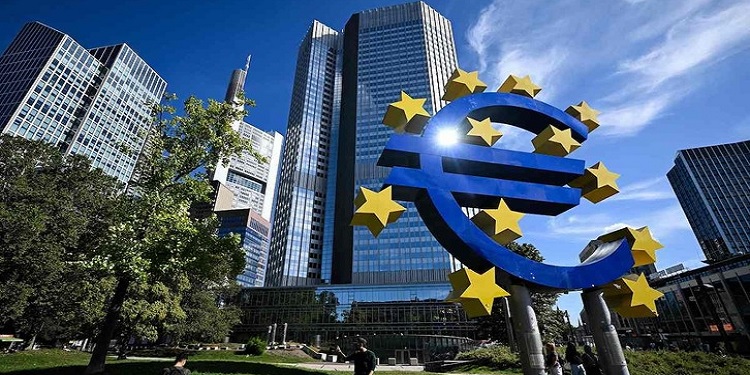 EU Weighs Digital Euro Launch on Ethereum and Solana